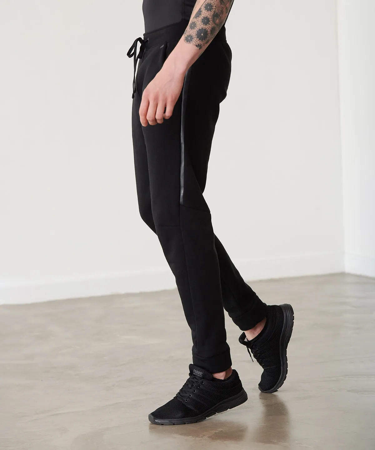 Black - Tech slim leg joggers