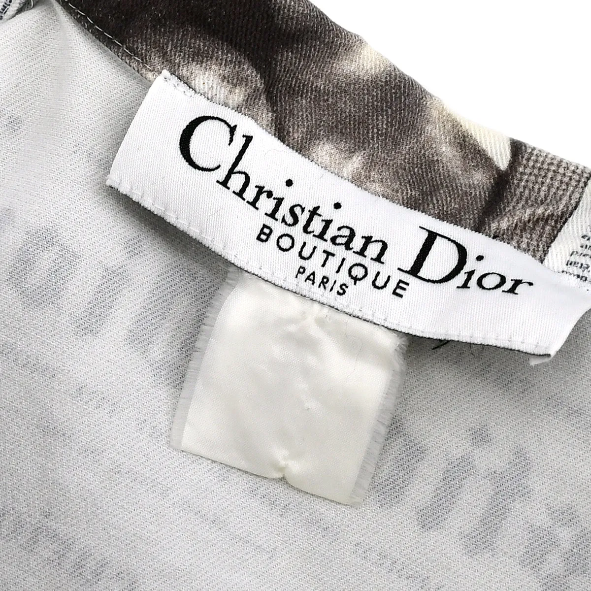 Christian Dior Fall 2000 Newspaper Jacket White