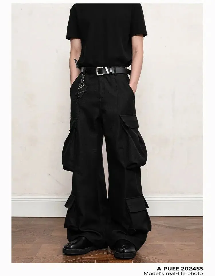 Clean Fit Multi-Pocket Cargo Pants