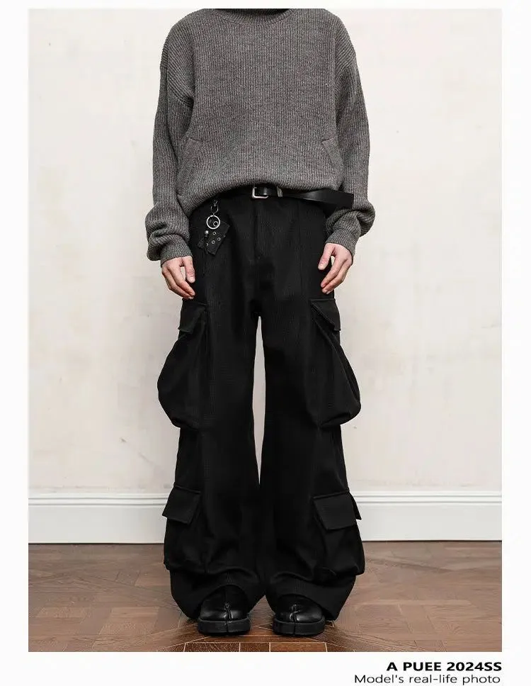 Clean Fit Multi-Pocket Cargo Pants