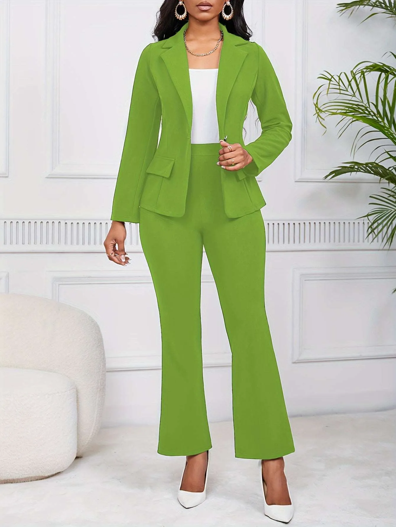 Elegant Ladies' Blazer Pocket Jacket – Stylish & Versatile