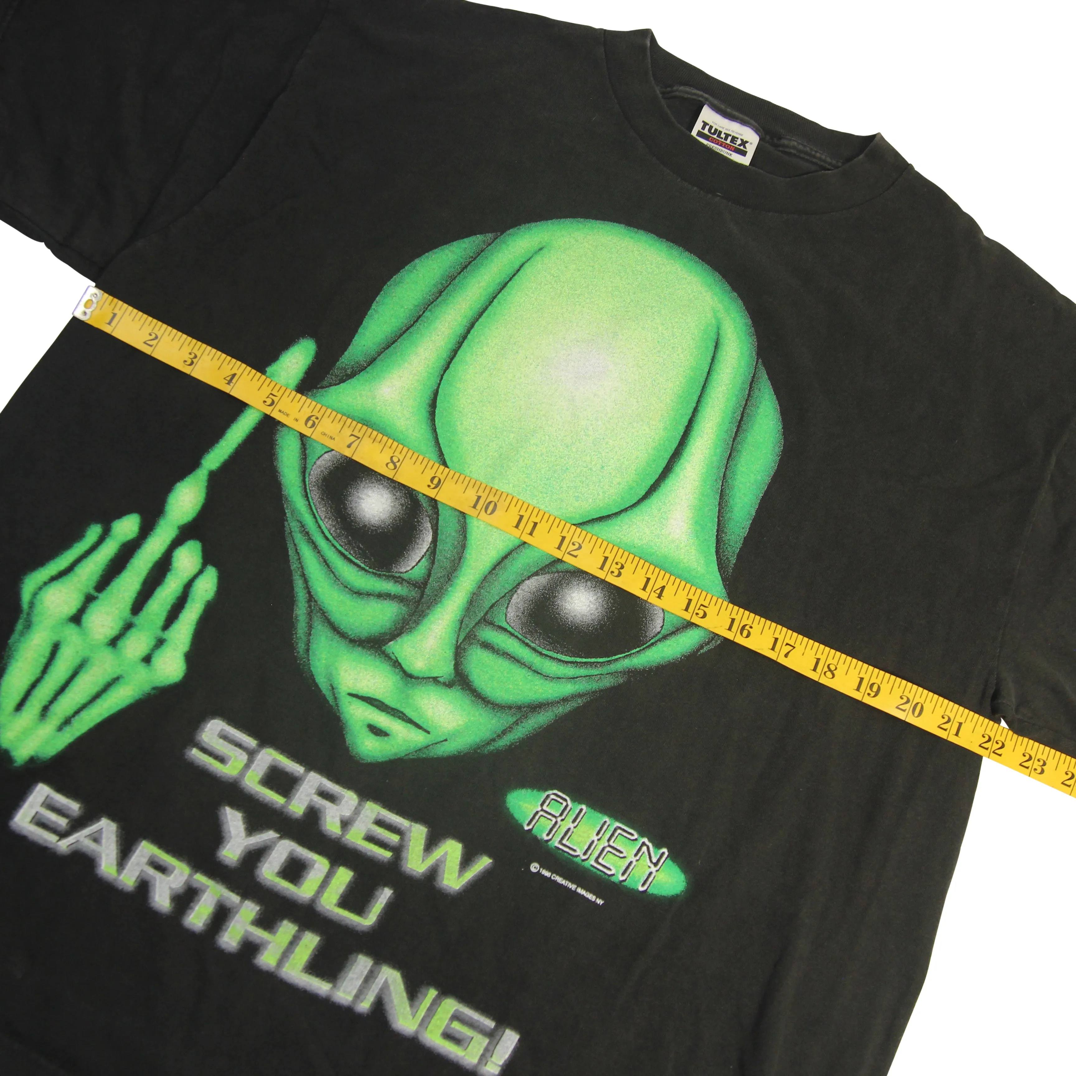 Vintage "Screw You Earthling" Alien Graphic T Shirt - XL