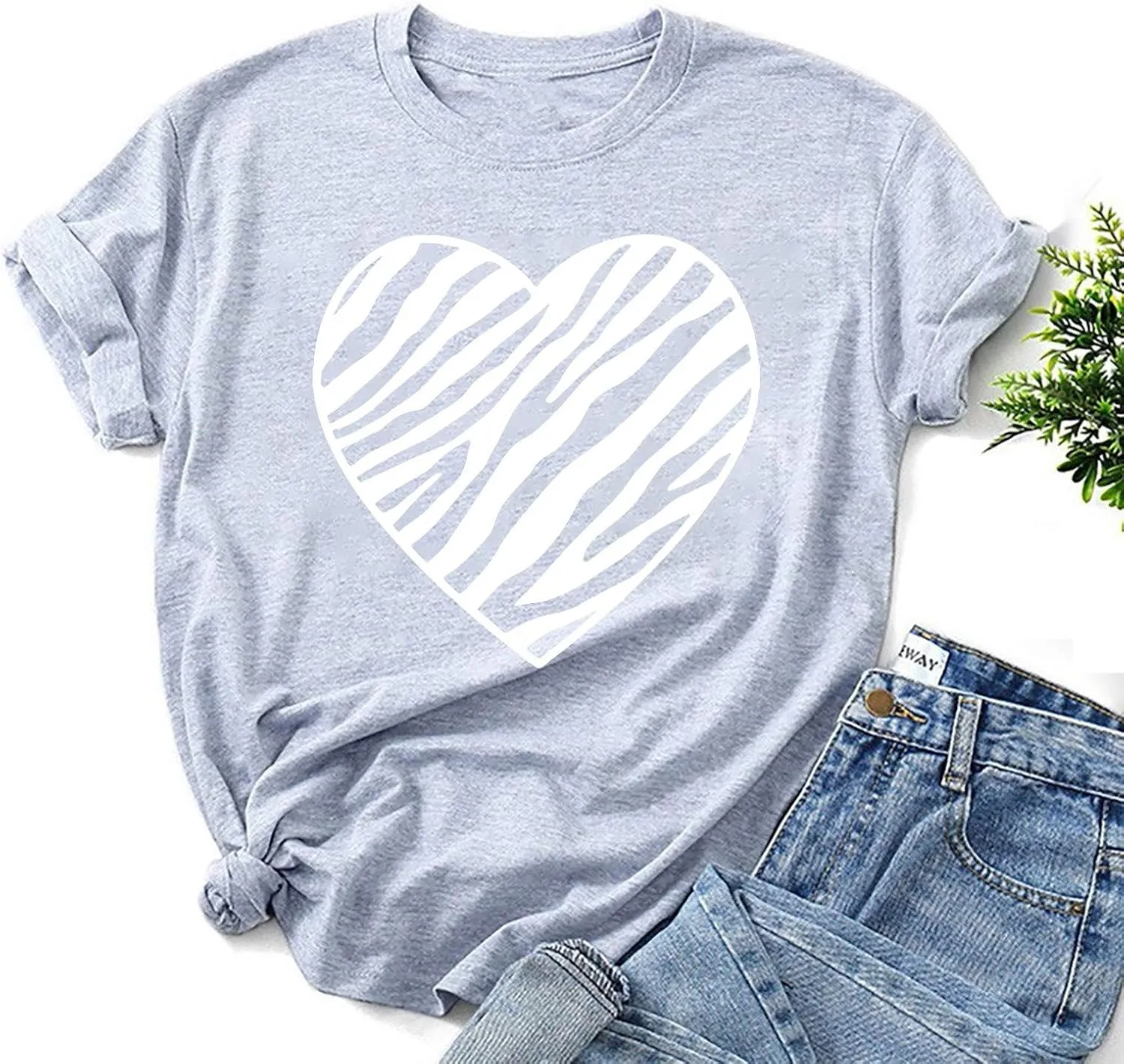 Women's Short Sleeve Tee Top Love Heart Shirt Funny Cute Graphic Tshirt Blouse 2023 Summer Spirng Tops Regular Fit