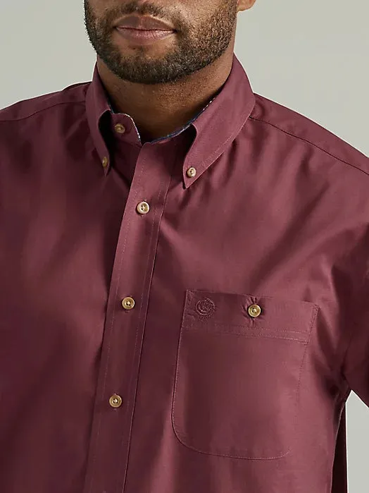 Wrangler Men's George Strait L/S One Pocket Button Down Solid Shirt in Violet Wine